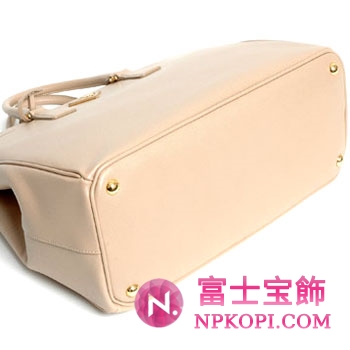 プラダ（PRADA）SAFFIANO LUX　レディーストートバッグ　サンドベージュ　BN1786-NZV-036 
